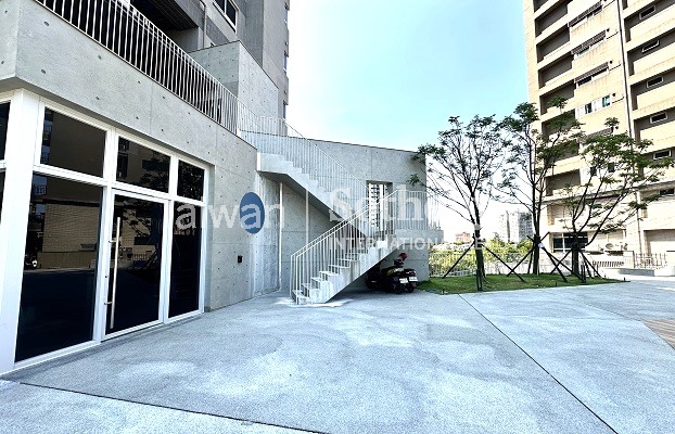 淡海櫻花步道三角金店建物外觀